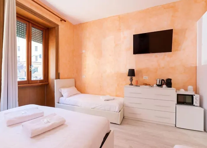 Private Room In A Guest House With Private Bath N1